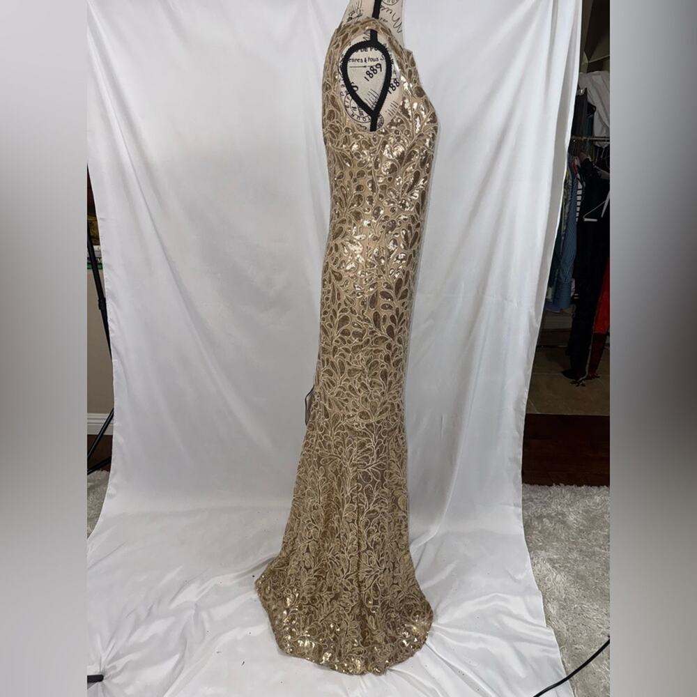 NWT: Calvin Klein Long Formal Gold Sequin Lace Dress (v) - Picture 9 of 12